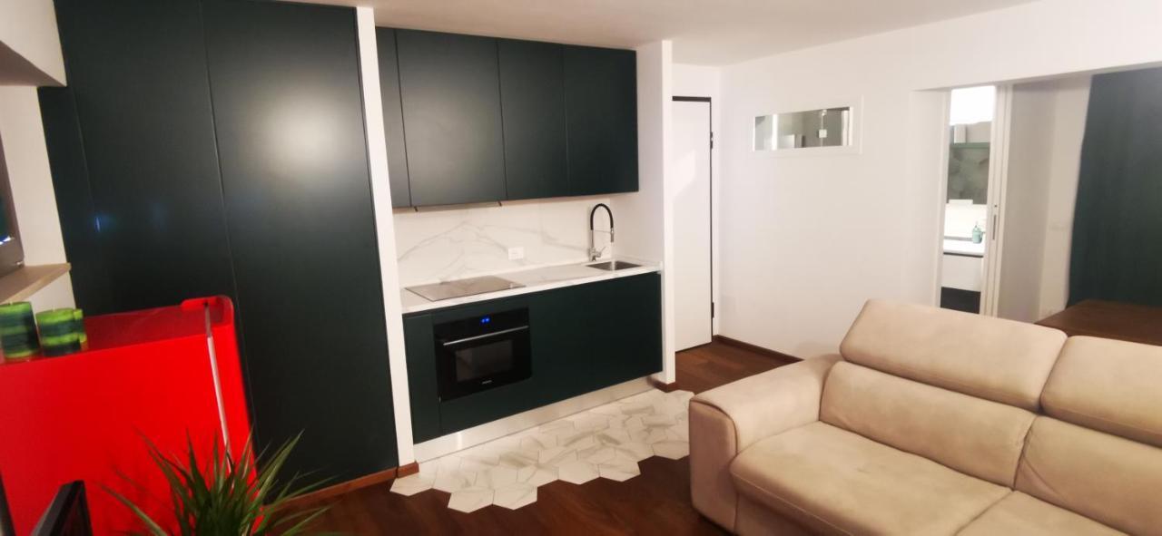 로마 Cosy Penthouse Loft With Stunning View 아파트 외부 사진